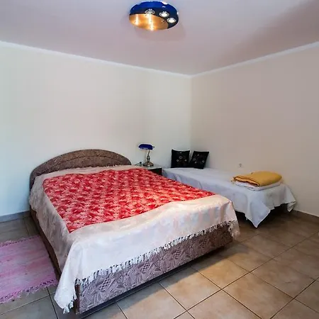 Apartment Ivan House With *